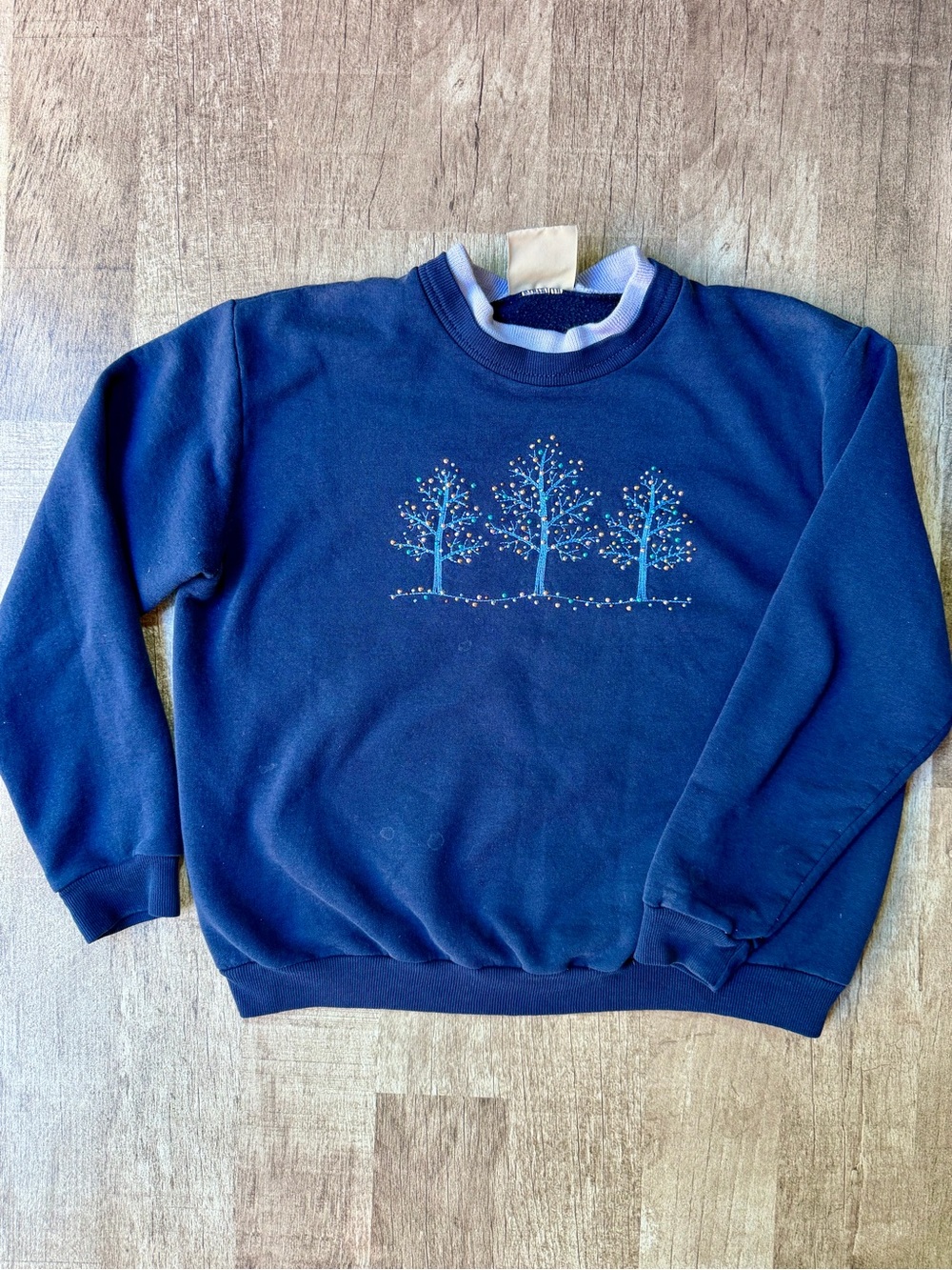 Vintage Navy Blue Winter Pine Trees Embroidered Sweatshirt Layered Collar